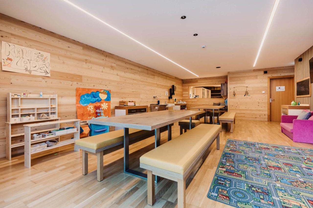 Hofgut Apartment & Lifestyle Resort ヴァークライン エクステリア 写真