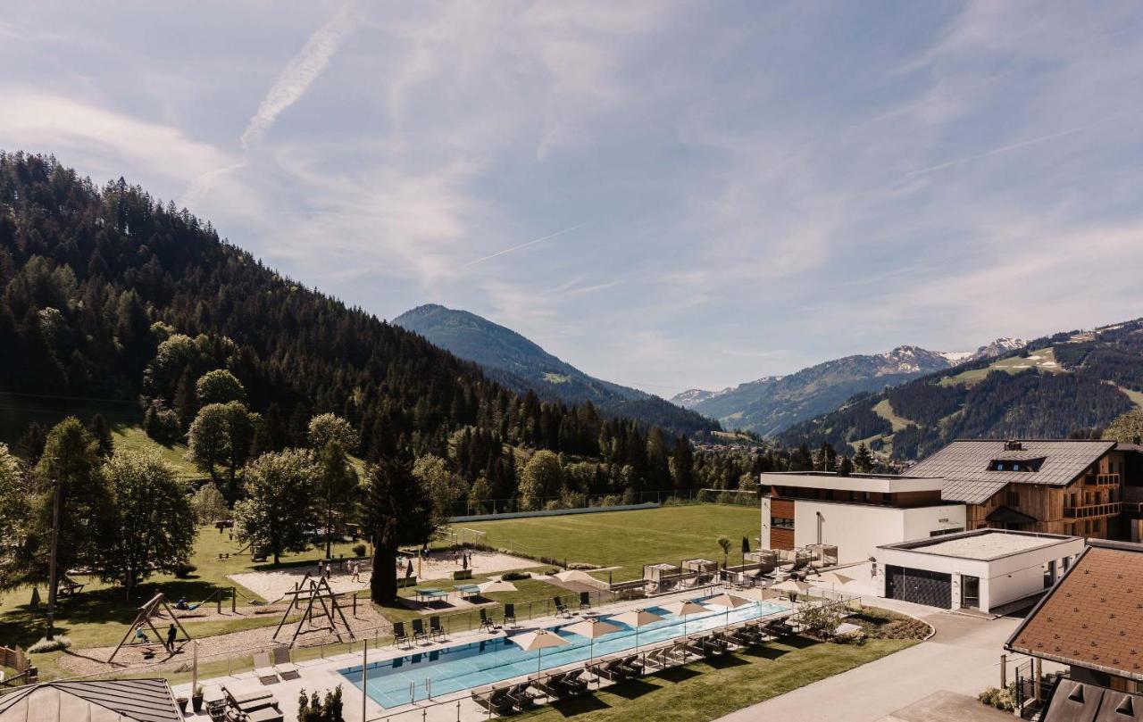 Hofgut Apartment & Lifestyle Resort ヴァークライン エクステリア 写真