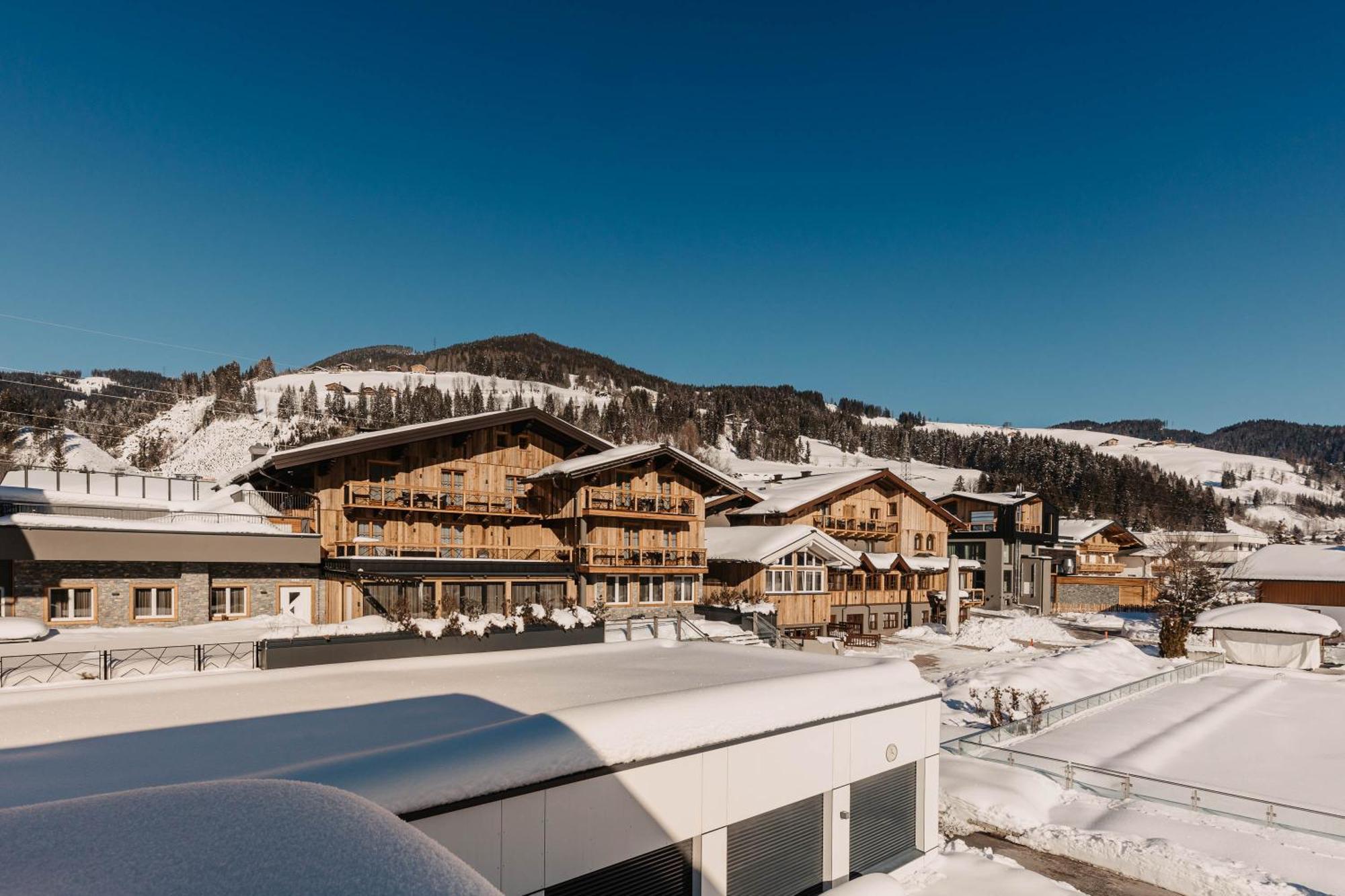 Hofgut Apartment & Lifestyle Resort ヴァークライン エクステリア 写真
